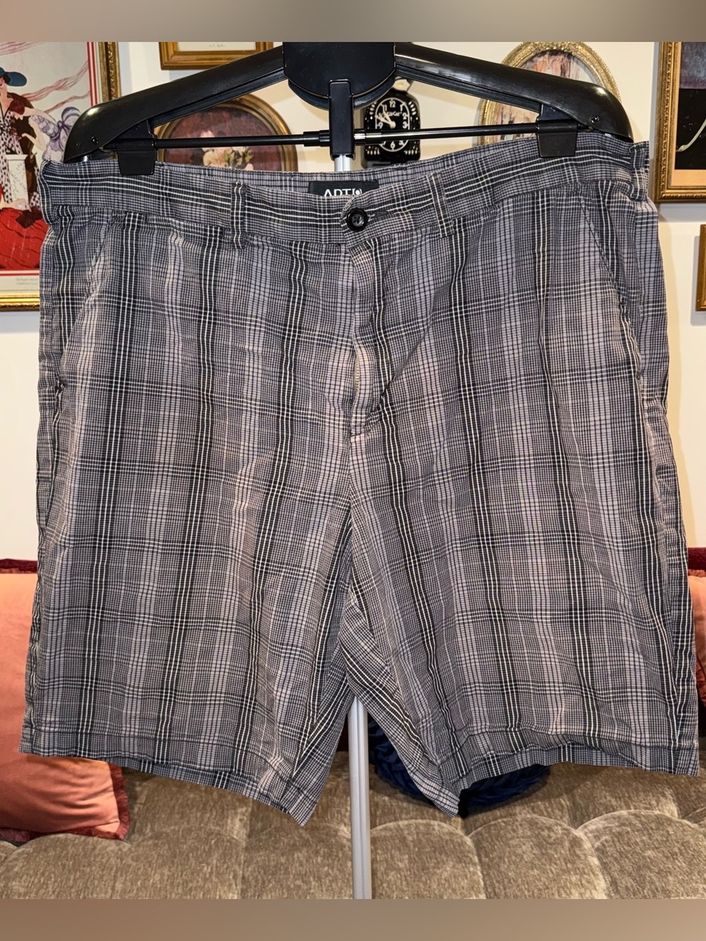 Apt. 9 Gray Plaid Flat Front Men's Shorts